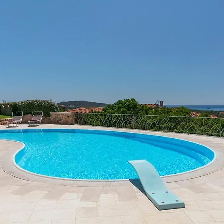 Sarda Con Piscina Βίλα *