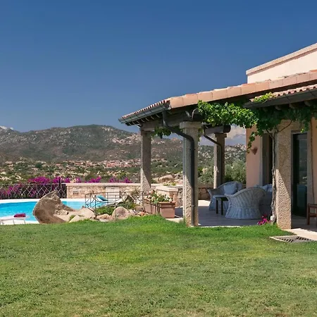 Sarda Con Piscina Βίλα Monte Petrosu