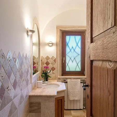 Βίλα Sarda Con Piscina