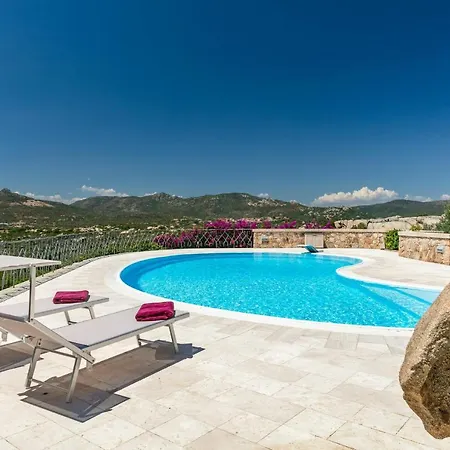 Βίλα Sarda Con Piscina